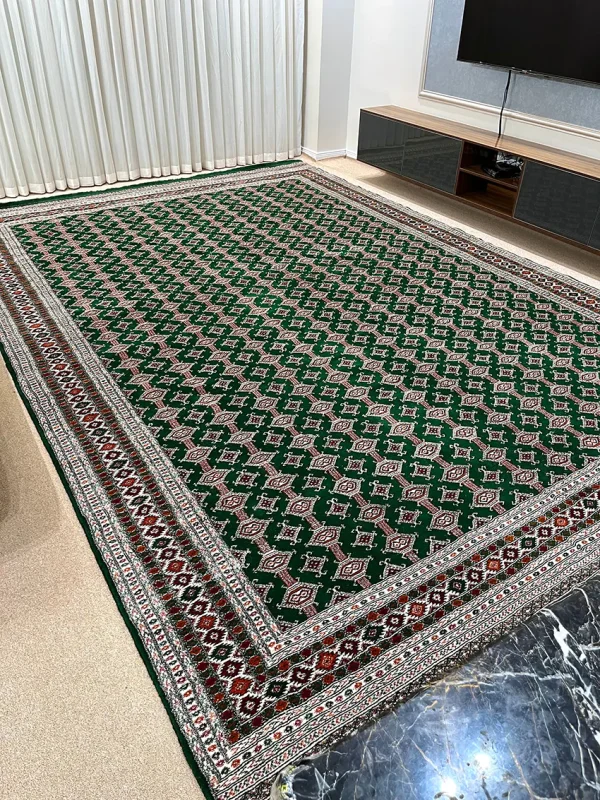 فرش دستباف آوغان گول طرح 105