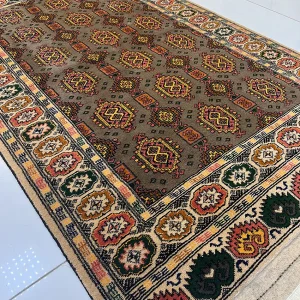 فرش دستباف چوچه گول طرح 108