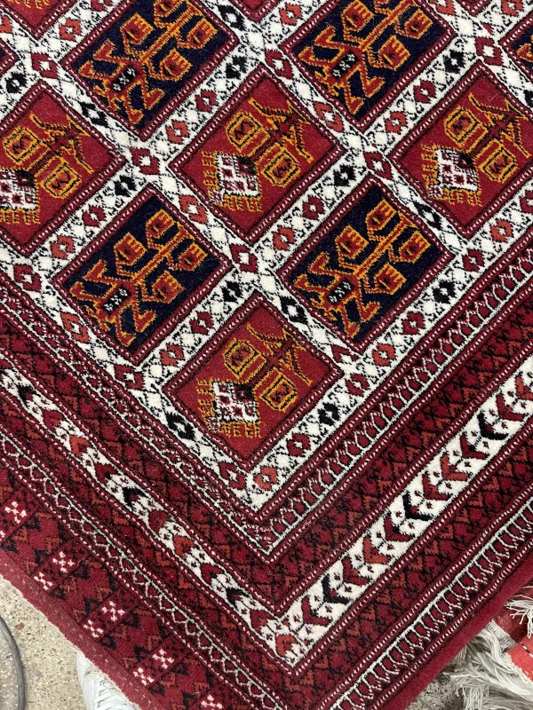 فرش دستباف خشتی بختیاری طرح 102 سایز ۲×۳ متر