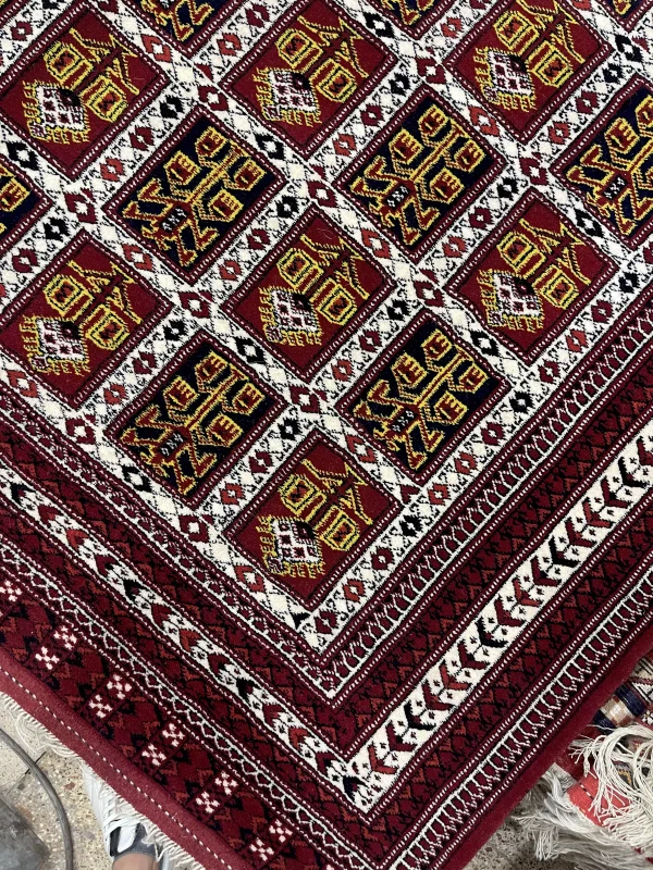 فرش دستباف خشتی بختیاری طرح 104 سایز ۲×۳ متر