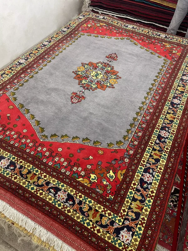 فرش دستباف قشقایی طرح 128 سایز ۲×۳ متر