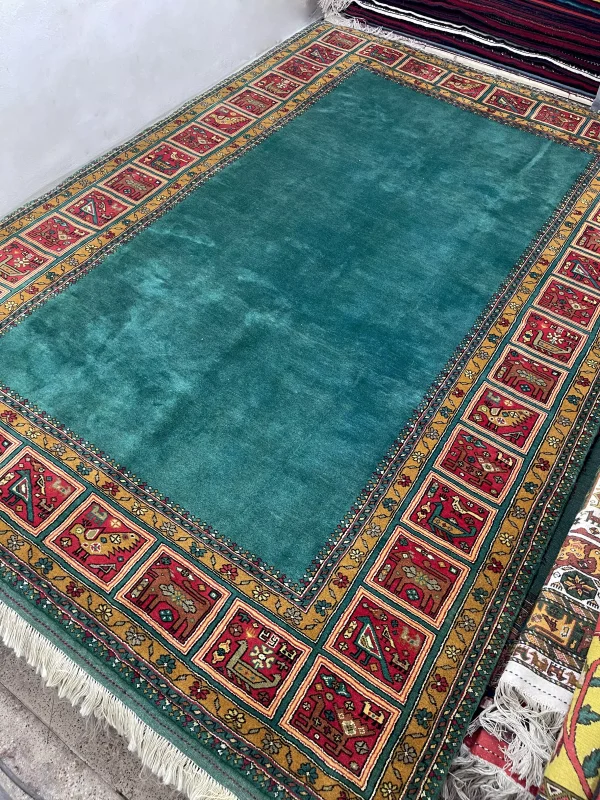 فرش دستباف قشقایی طرح 130 سایز ۲×۳ متر
