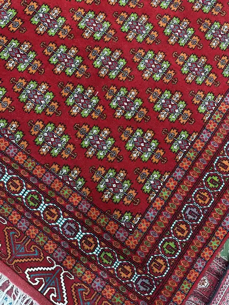 فرش دستباف ترکمنی قفسه گل