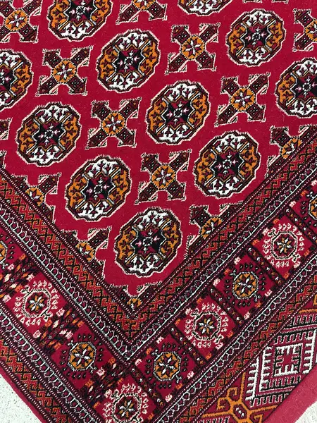 فرش دستباف ترکمنی ماری گل