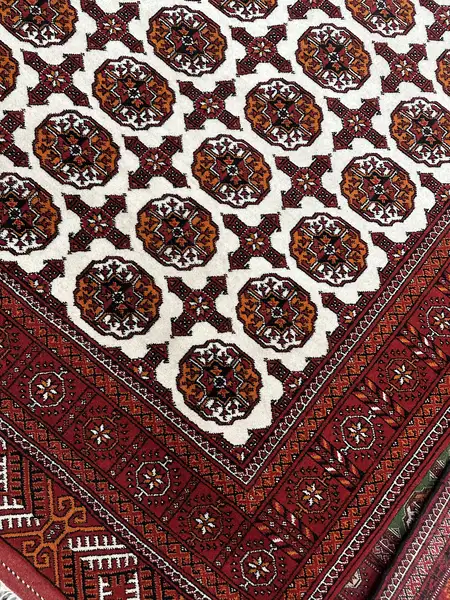 فرش دستباف ترکمنی ماری گل