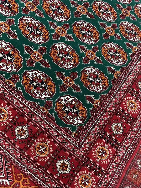 فرش دستباف ترکمنی ماری گل