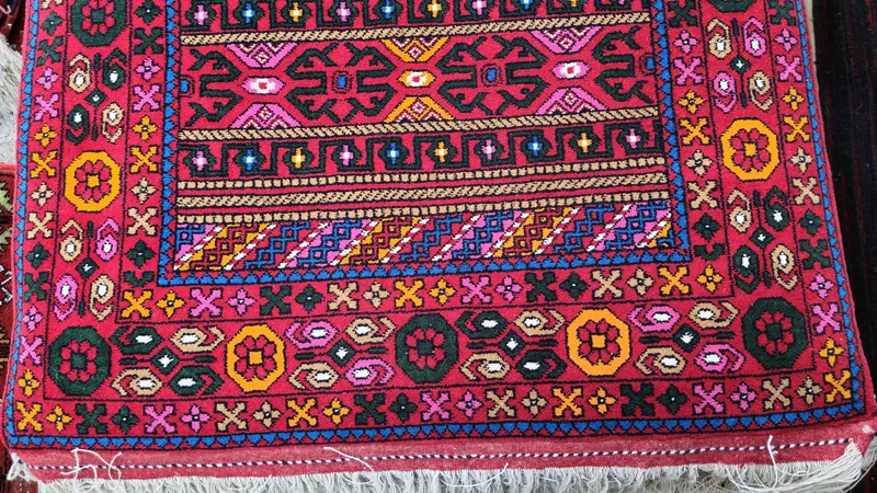 فرش دستباف ترکمنی محرمات
