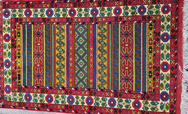 فرش دستباف ترکمنی محرمات
